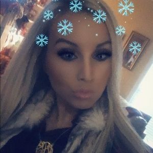 Meet your Posher, Kelly